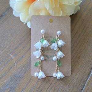 Elegant Floral Drop Earrings